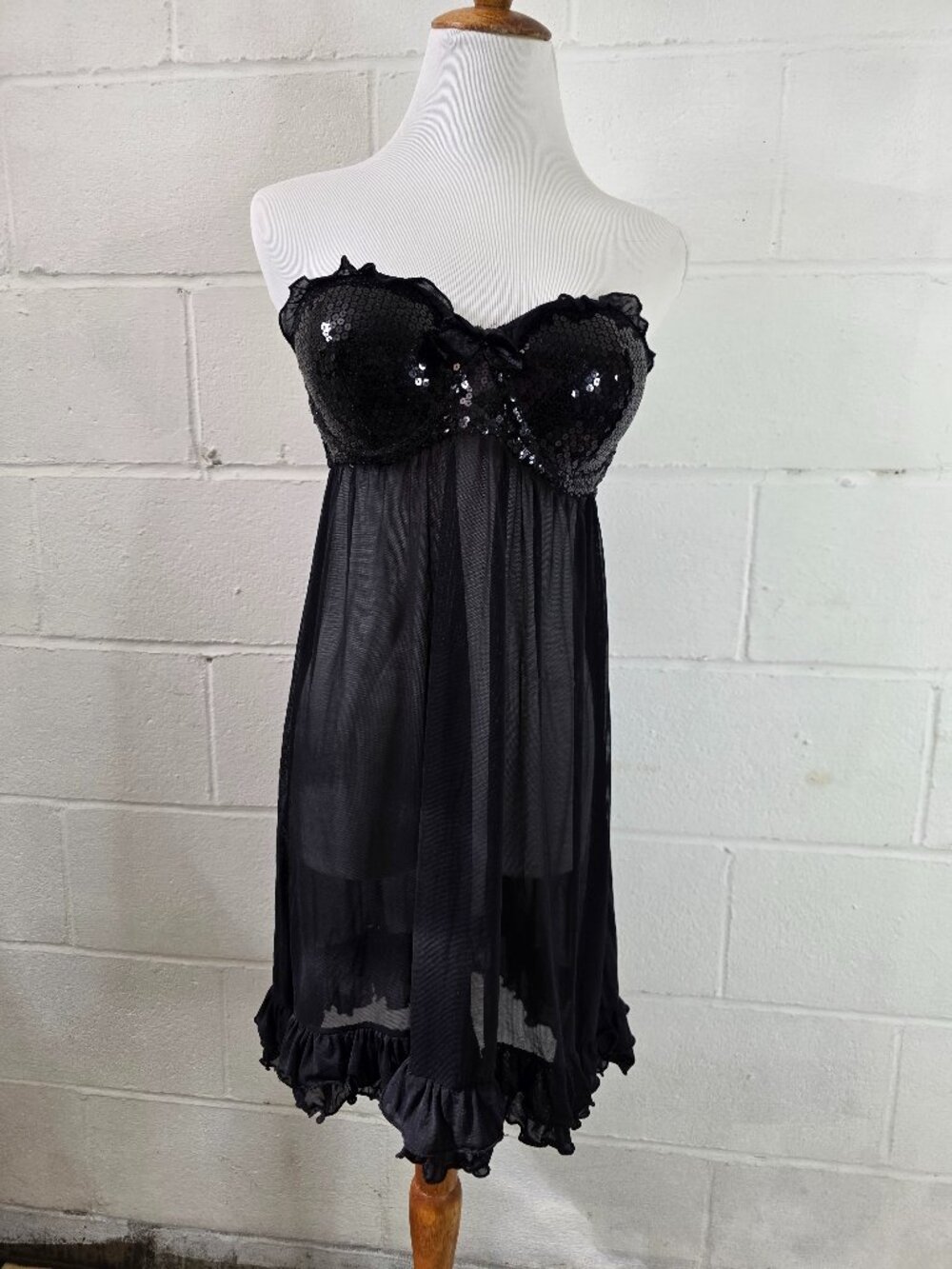 Vintage Regency Glam Gothic Alt Sabrina Carpenter Torrid Sequined Babydoll Dress